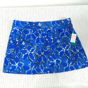 LILLIE GREEN UPF 50 TENIS SKORT WITH 3" INSEAM, NEW WITH TAGS, SIZE WOMAN LARGE